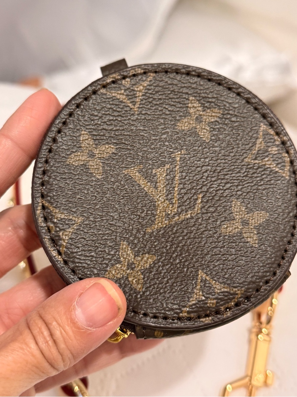 BROWN MONOGRAM COIN ZIPER POUCH